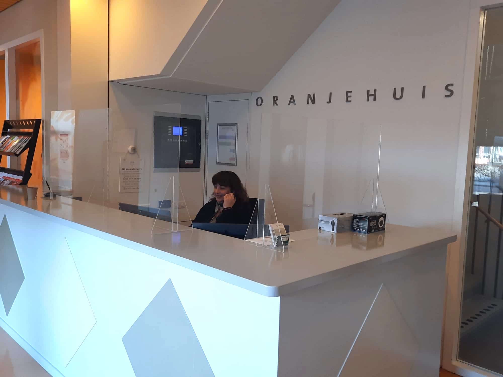 Jorinde receptioniste Oranje Huis